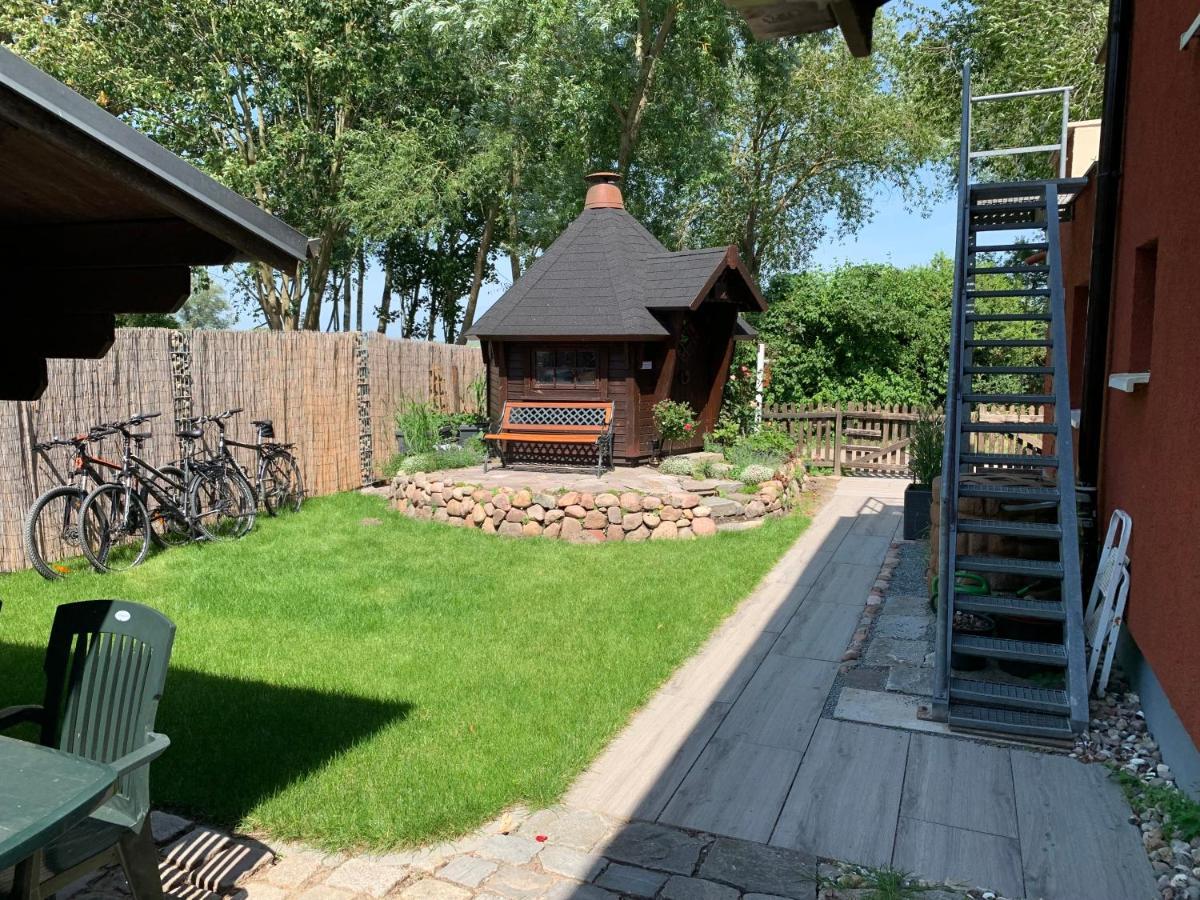 Min Huesing Appartement Ribnitz-Damgarten Buitenkant foto